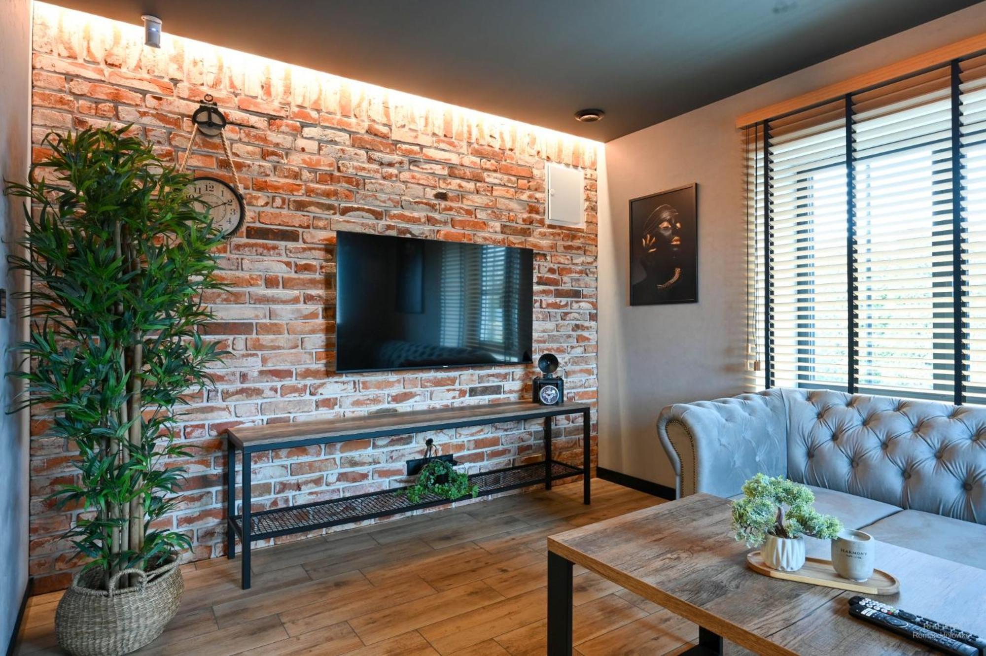 Aparthotel Mamma Mia - Auschwitz Buitenkant foto