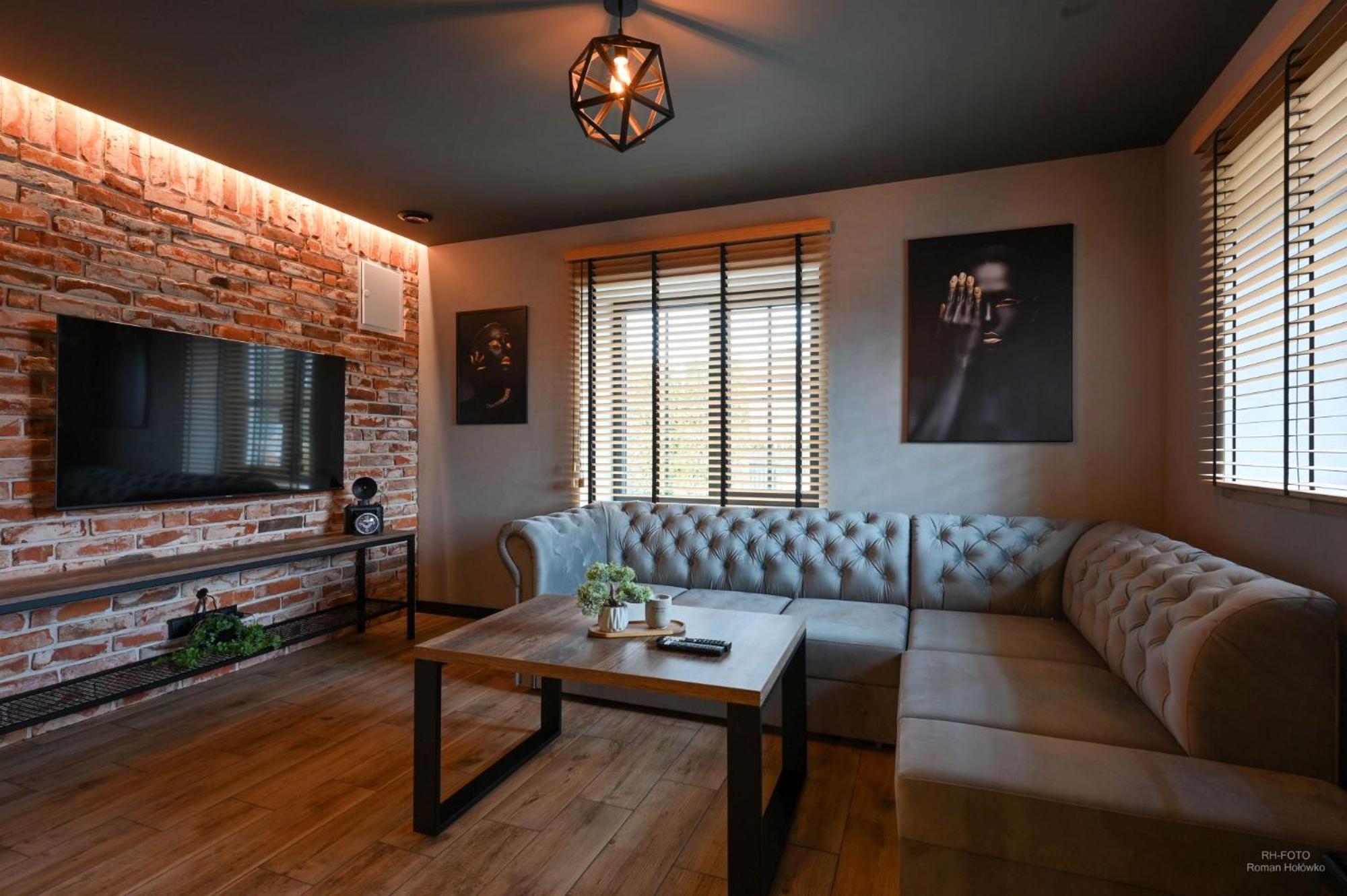 Aparthotel Mamma Mia - Auschwitz Buitenkant foto