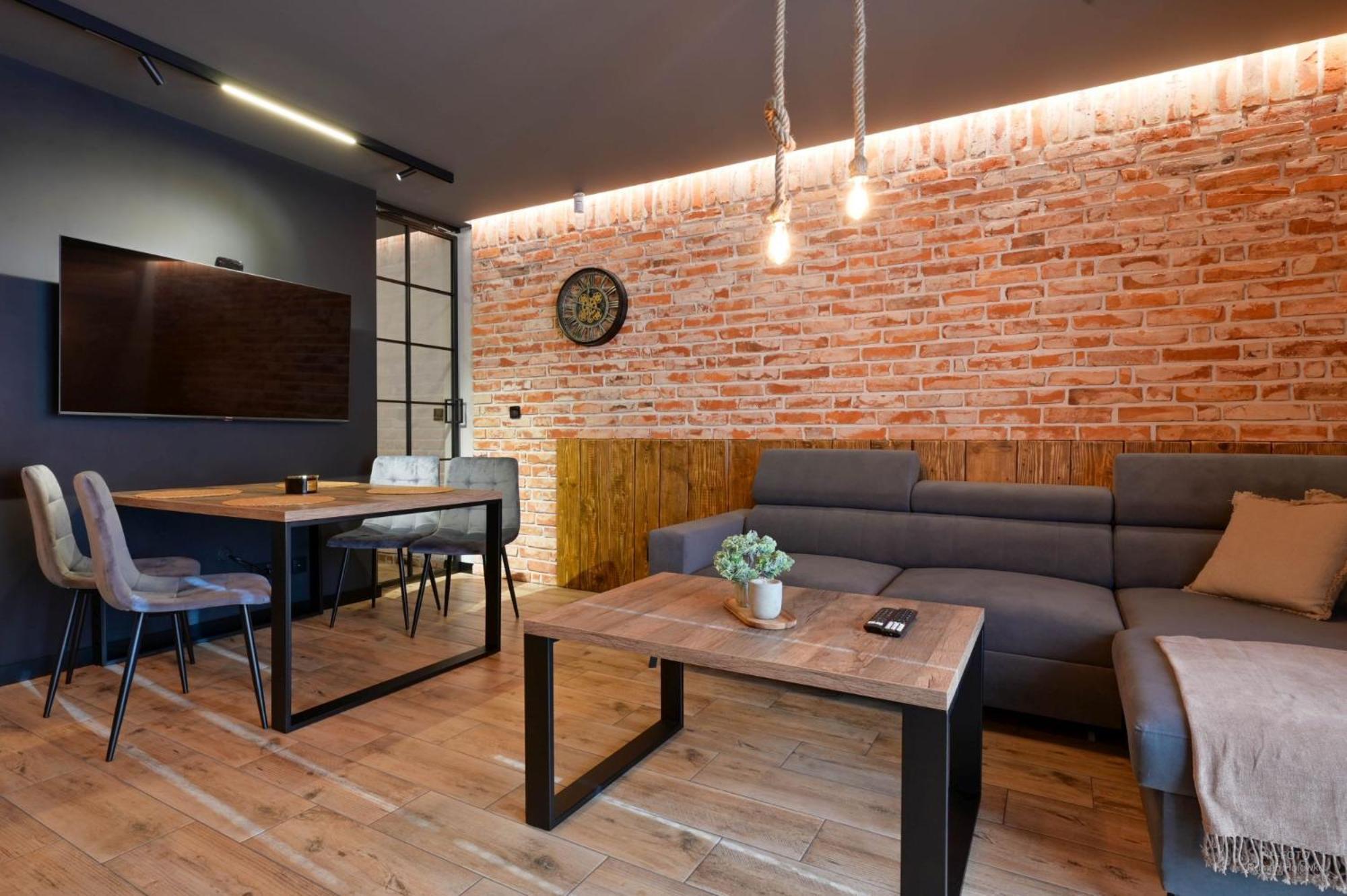 Aparthotel Mamma Mia - Auschwitz Buitenkant foto