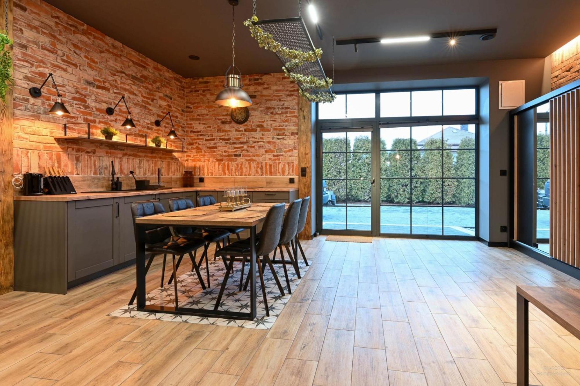 Aparthotel Mamma Mia - Auschwitz Buitenkant foto