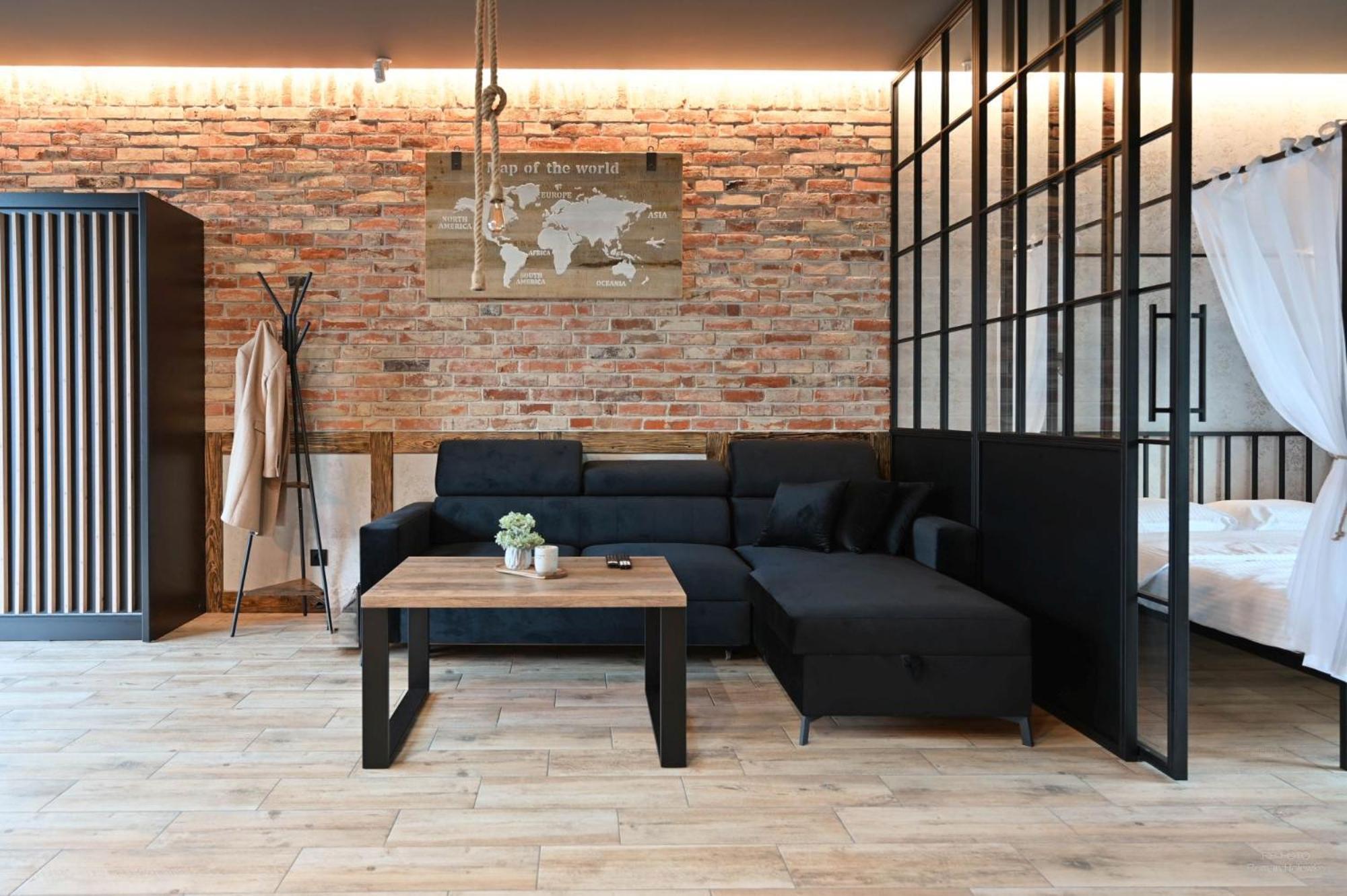 Aparthotel Mamma Mia - Auschwitz Buitenkant foto
