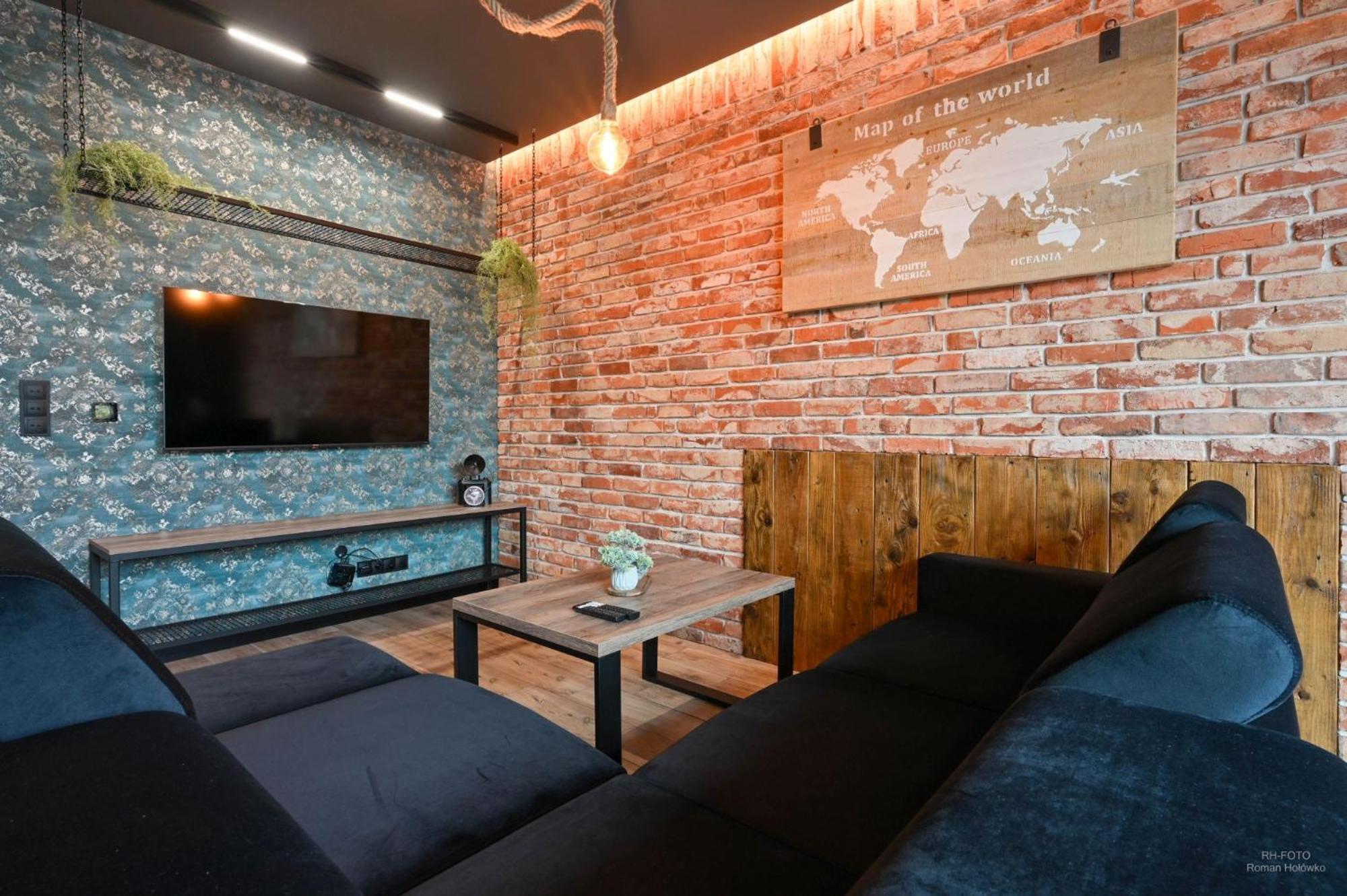 Aparthotel Mamma Mia - Auschwitz Buitenkant foto